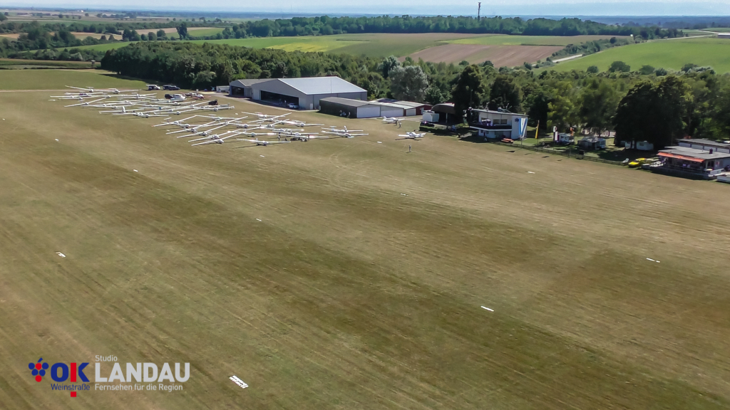 20160826_Landau_Segelflugmeisterschaften_am_Ebenberg_Jpg_0005
