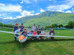 Brochette de bénévoles